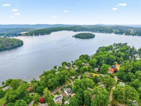 24 Tamarack Road Mahopac NY 10541