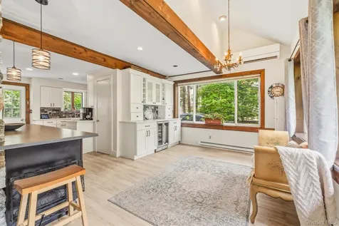 24 Tamarack Road Mahopac NY 10541