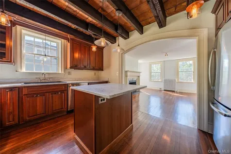 21 Leonard Street Beacon NY 12508