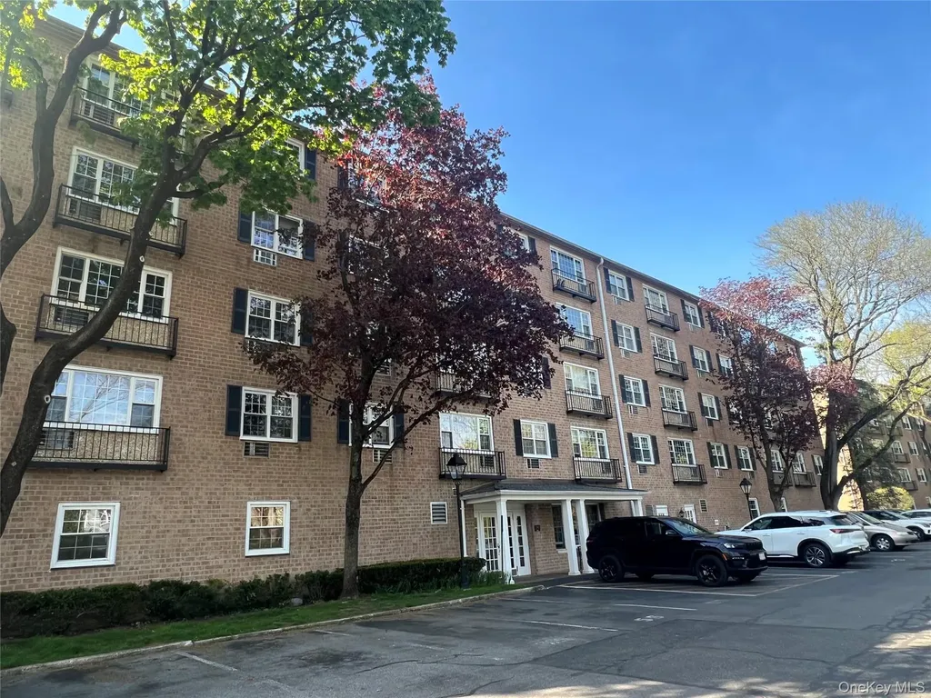 2 Consulate Drive Tuckahoe NY 10707