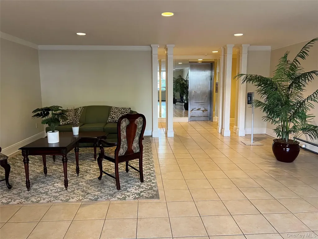 2 Consulate Drive Tuckahoe NY 10707