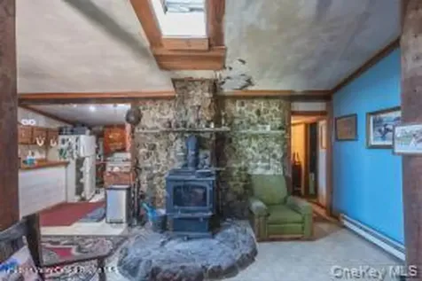884 Camby Road Millbrook NY 12545