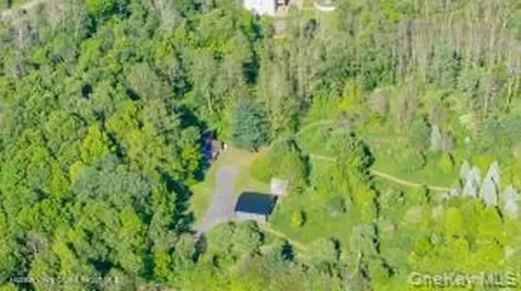 884 Camby Road Millbrook NY 12545