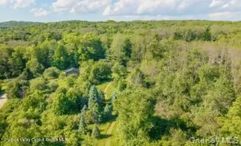 884 Camby Road Millbrook NY 12545