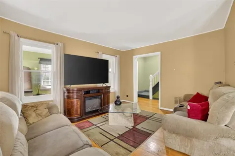 239 Fremont Street Peekskill NY 10566