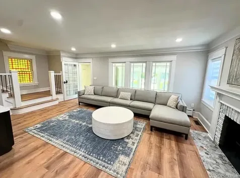 39 Marshall Yonkers NY 10705