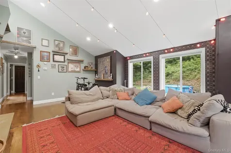 62 Old Sylvan Lake Hopewell Junction NY 12533