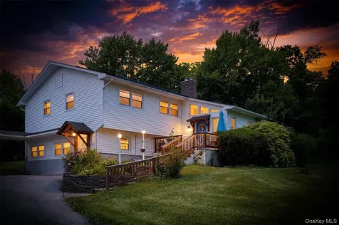 17 Derick Drive Fishkill NY 12524