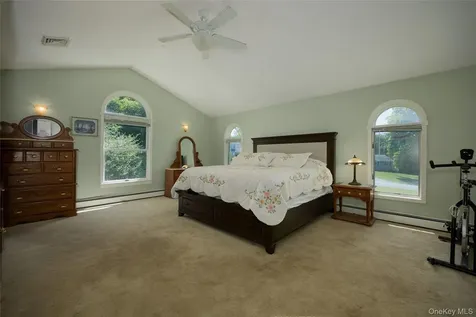 17 Derick Drive Fishkill NY 12524