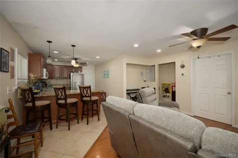 17 Derick Drive Fishkill NY 12524