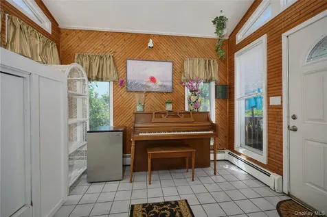 17 Derick Drive Fishkill NY 12524