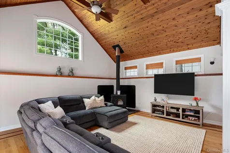 12 Sun Hill Road Katonah NY 10536