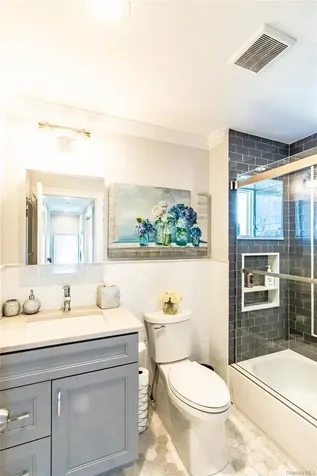 19 Pershing Avenue Babylon NY 11702