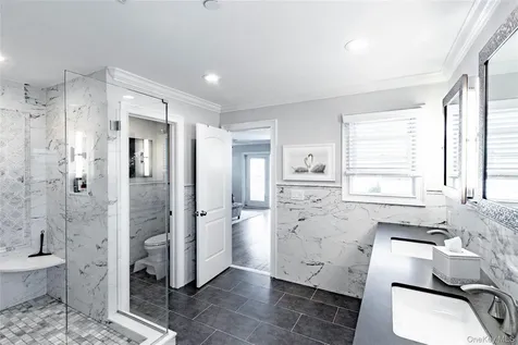 19 Pershing Avenue Babylon NY 11702