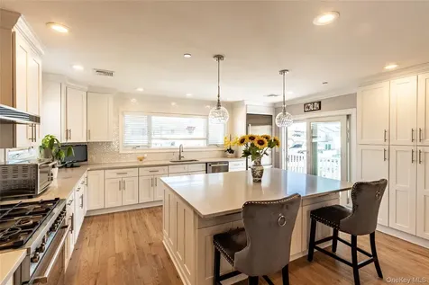 19 Pershing Avenue Babylon NY 11702
