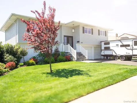 3618 Ladonia Street Seaford NY 11783
