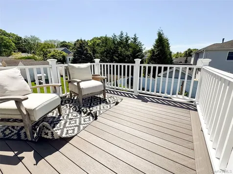 3618 Ladonia Street Seaford NY 11783