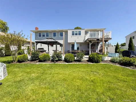 3618 Ladonia Street Seaford NY 11783