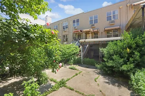 1471 Gates Avenue Brooklyn NY 11237