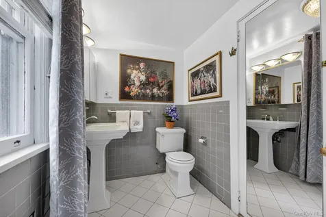 59 Fairview Avenue Tarrytown NY 10591