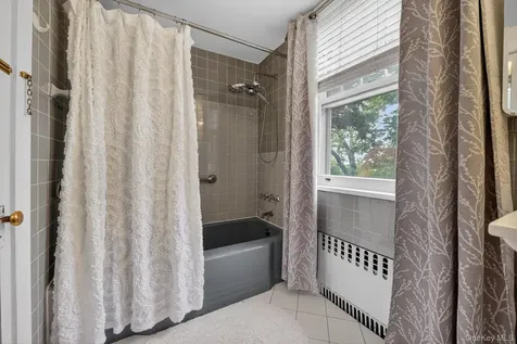 59 Fairview Avenue Tarrytown NY 10591