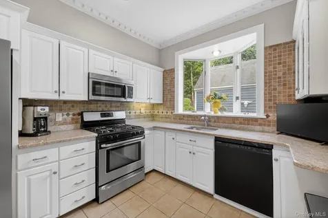 59 Fairview Avenue Tarrytown NY 10591