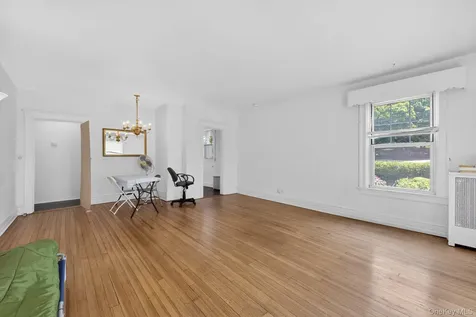 59 Fairview Avenue Tarrytown NY 10591