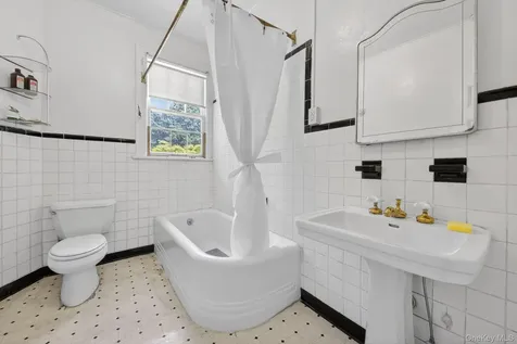 59 Fairview Avenue Tarrytown NY 10591
