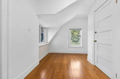 59 Fairview Avenue Tarrytown NY 10591