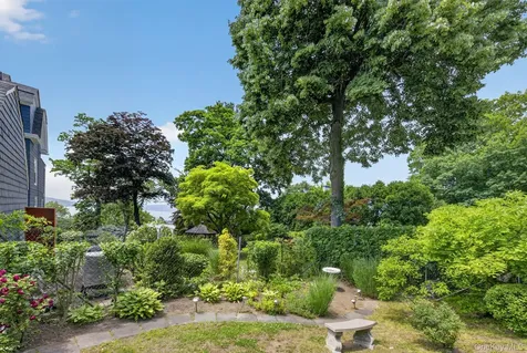 59 Fairview Avenue Tarrytown NY 10591