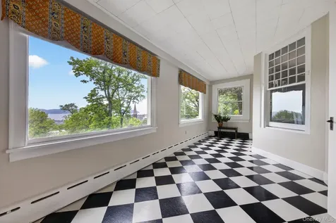 59 Fairview Avenue Tarrytown NY 10591