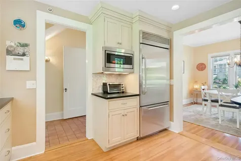 11 Sarven Court Tarrytown NY 10591