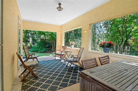 11 Sarven Court Tarrytown NY 10591