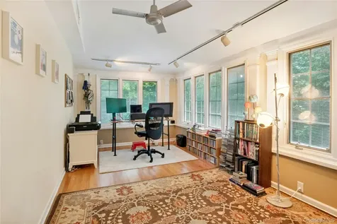 11 Sarven Court Tarrytown NY 10591