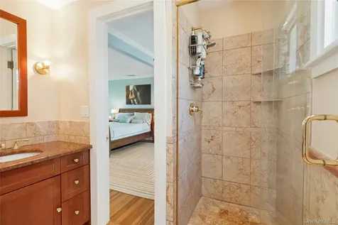 11 Sarven Court Tarrytown NY 10591