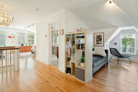 11 Sarven Court Tarrytown NY 10591