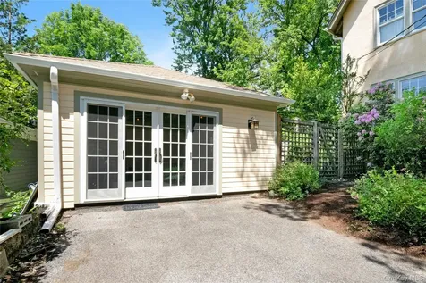 11 Sarven Court Tarrytown NY 10591
