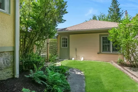 11 Sarven Court Tarrytown NY 10591