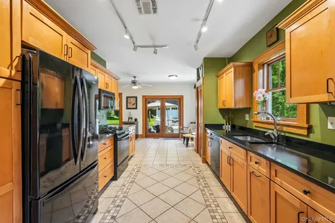 281 Piermont Avenue Nyack NY 10960