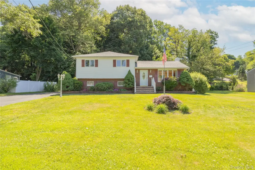 6 Beech Street Nanuet NY 10954