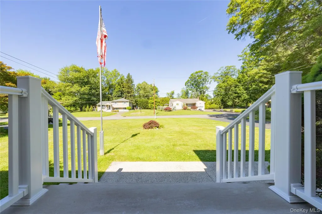 6 Beech Street Nanuet NY 10954