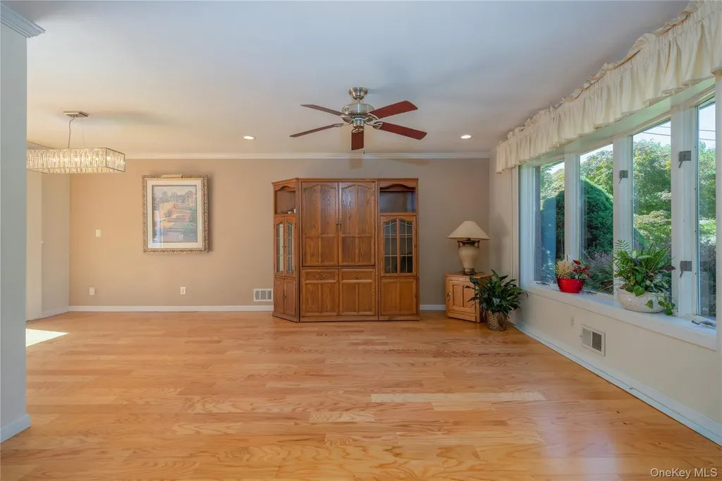6 Beech Street Nanuet NY 10954