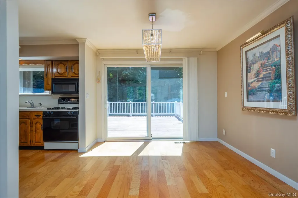 6 Beech Street Nanuet NY 10954