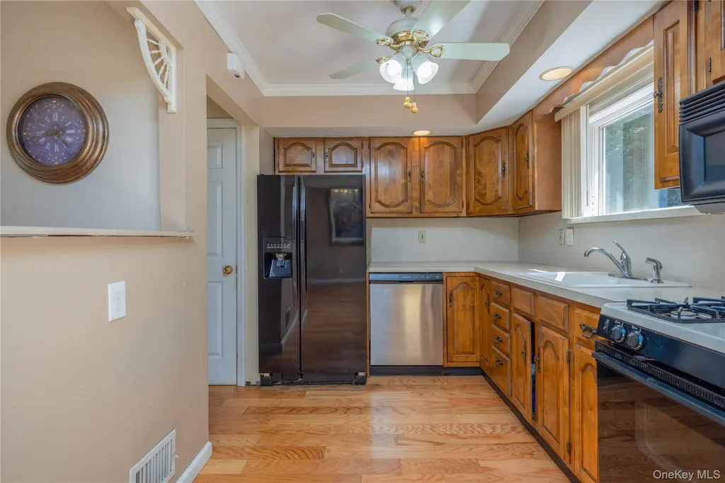 6 Beech Street Nanuet NY 10954
