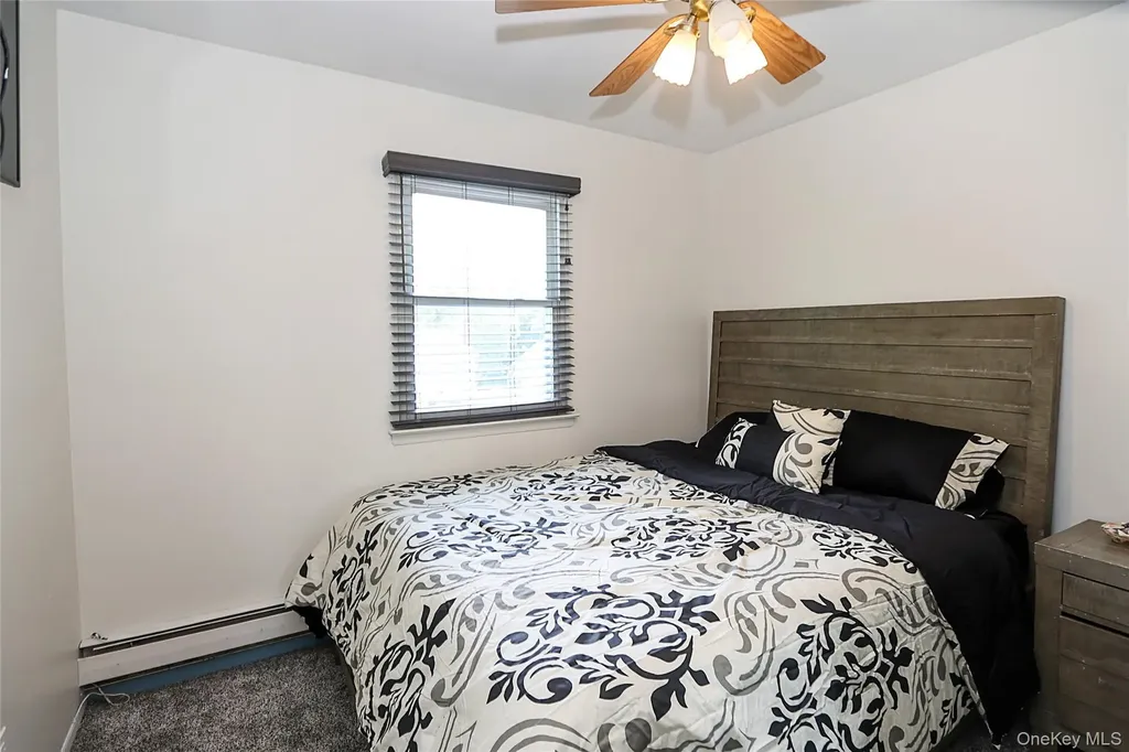 4 Quincy Lane Smithtown NY 11787