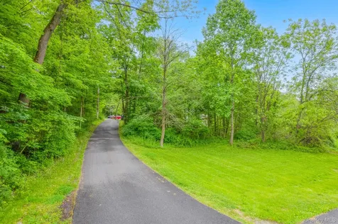 4-8 Donlo Drive Fishkill NY 12524