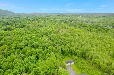 4-8 Donlo Drive Fishkill NY 12524