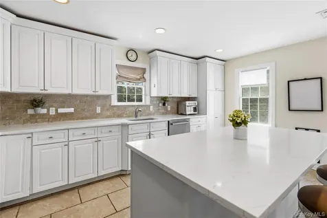 47 Syosset Circle Syosset NY 11791