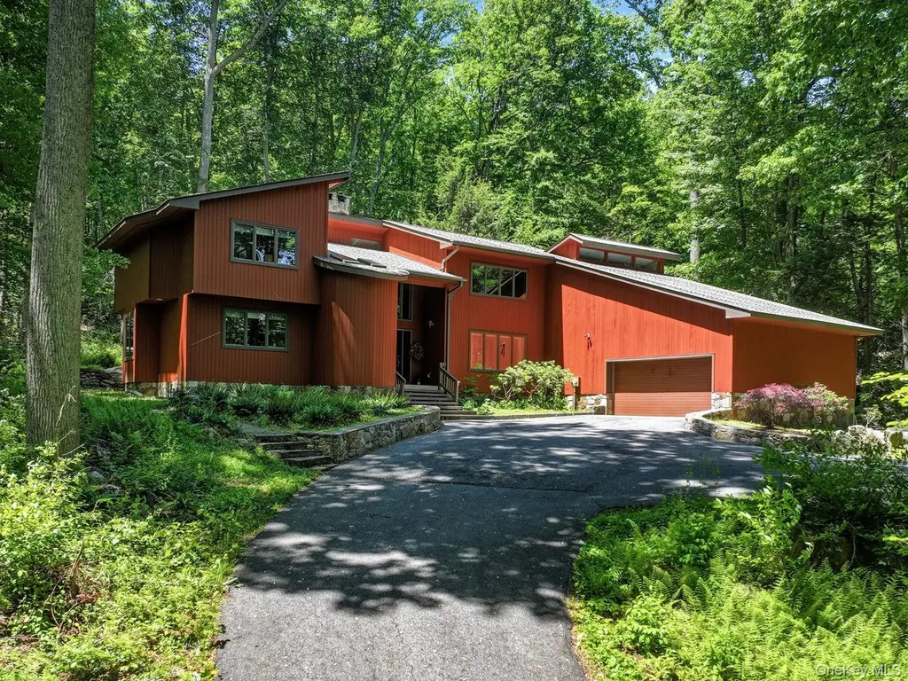 5 Buroak Drive Hopewell Junction NY 12533