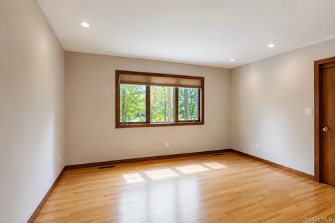 5 Buroak Drive Hopewell Junction NY 12533